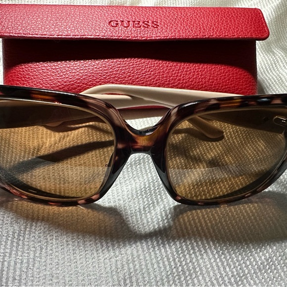 Guess sunglasses - Picture 4 of 6